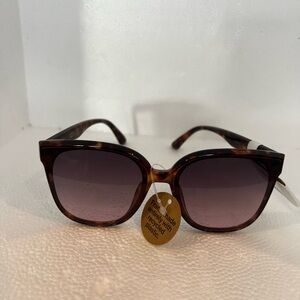 Ophelia Roe Women’s Tortoiseshell Sunglasses with Brown Gradient Lenses
